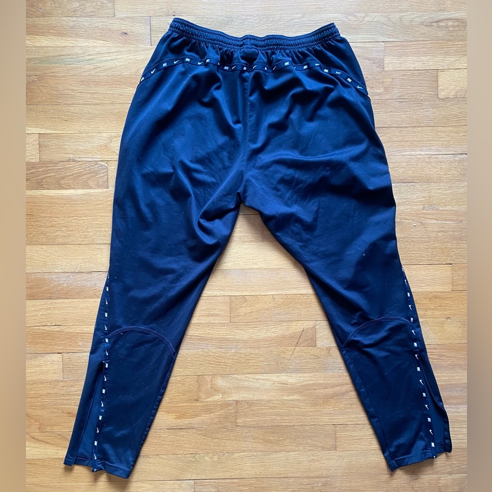Nike Mens Navy Joggers with White Swoosh - Picture 4 of 4